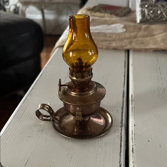 Amber Glass Mini Oil Lamp - Decorative Home Accent - Picture 3 of 6